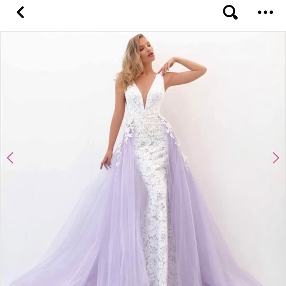 Prom dress from WhatchamaCallit with a lilac detachable train. Only worn once. - Picture 12 of 12